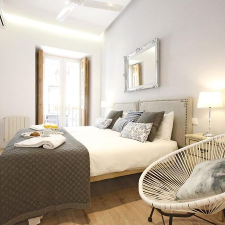 Reina Sofia Boutique I Apartment Madrid Luaran gambar