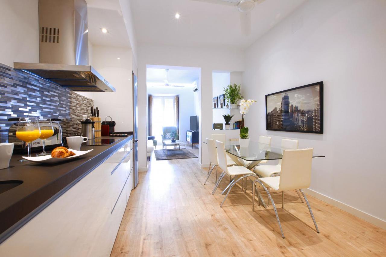 Reina Sofia Boutique I Apartment Madrid Luaran gambar