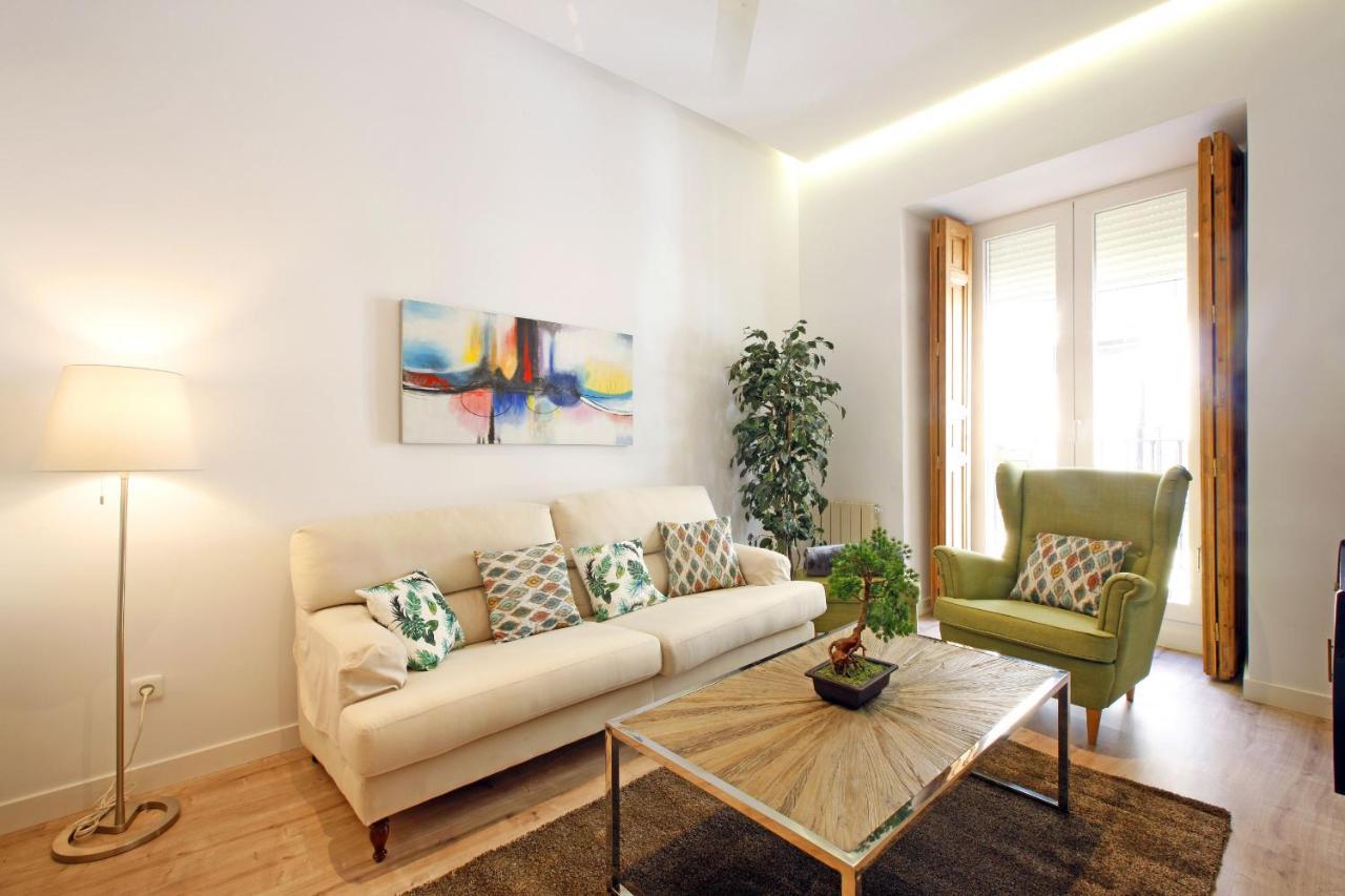 Reina Sofia Boutique I Apartment Madrid Luaran gambar