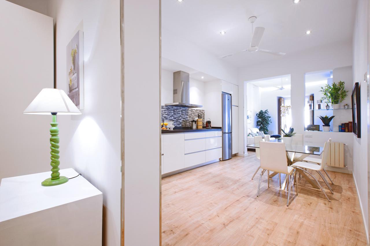 Reina Sofia Boutique I Apartment Madrid Luaran gambar