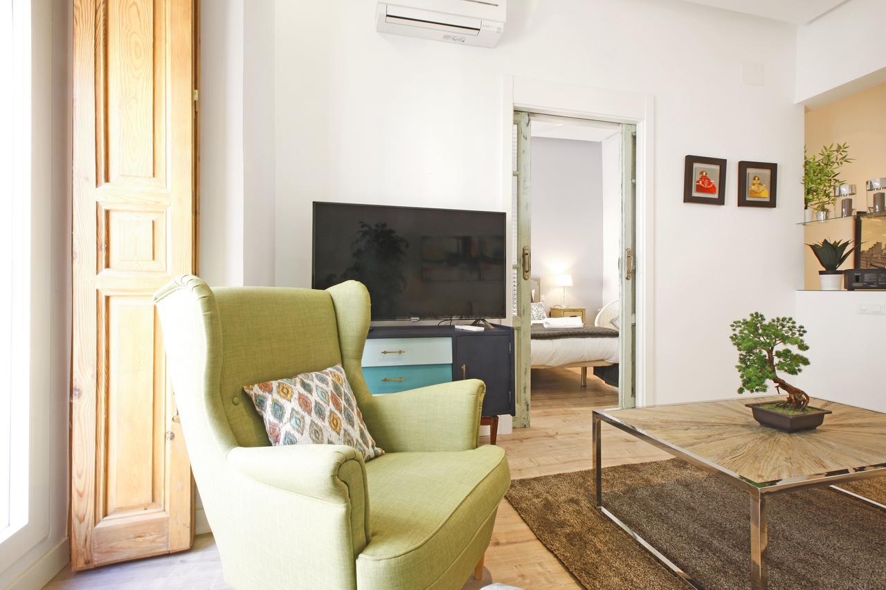 Reina Sofia Boutique I Apartment Madrid Luaran gambar