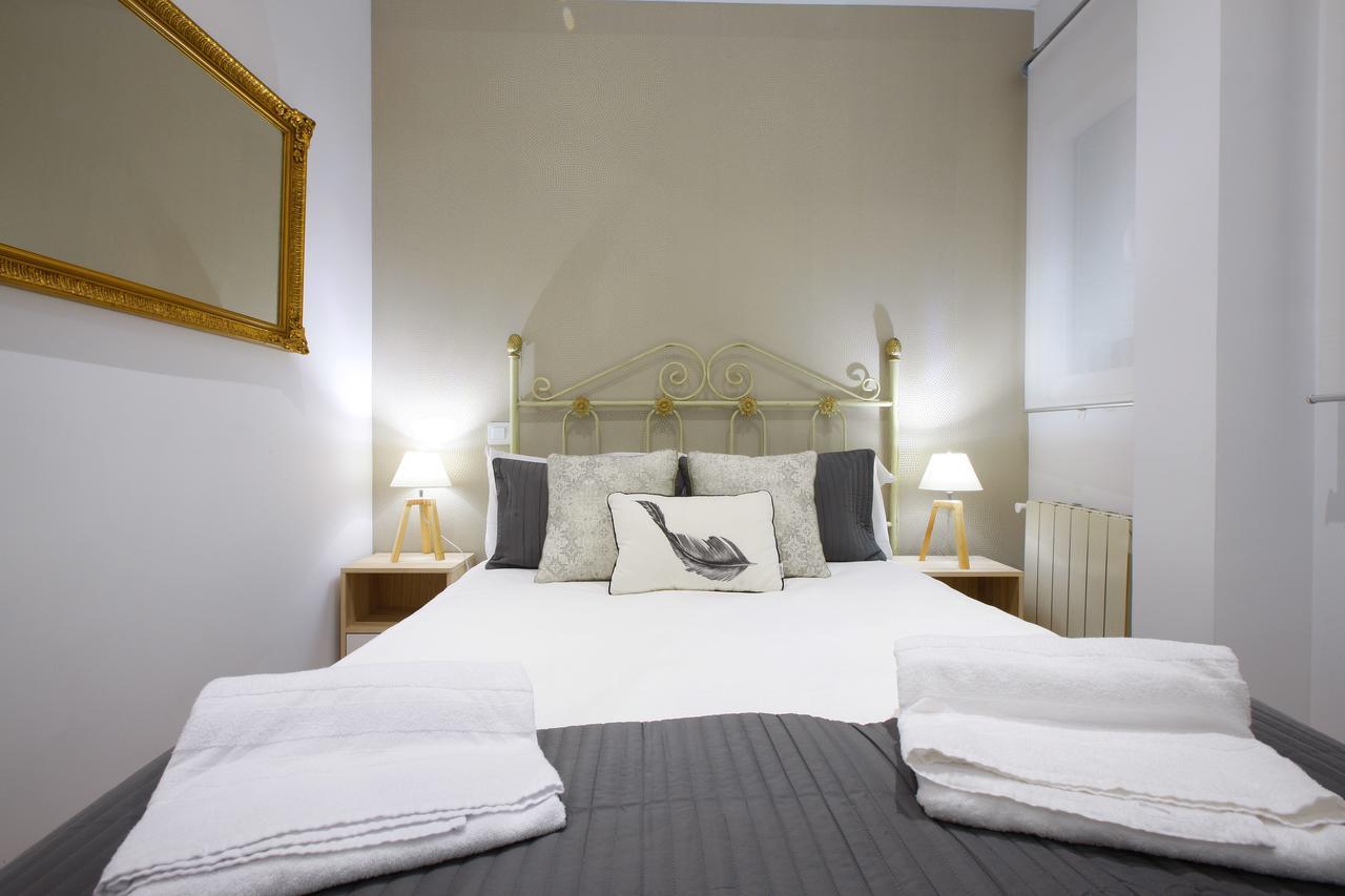 Reina Sofia Boutique I Apartment Madrid Luaran gambar