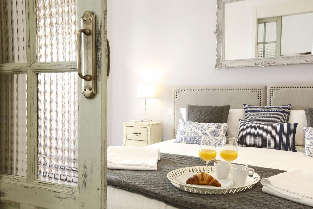 Reina Sofia Boutique I Apartment Madrid Luaran gambar