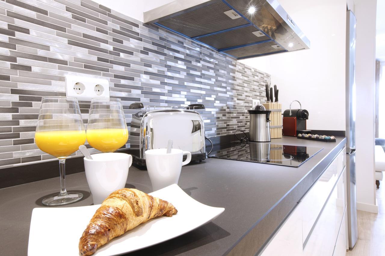 Reina Sofia Boutique I Apartment Madrid Luaran gambar