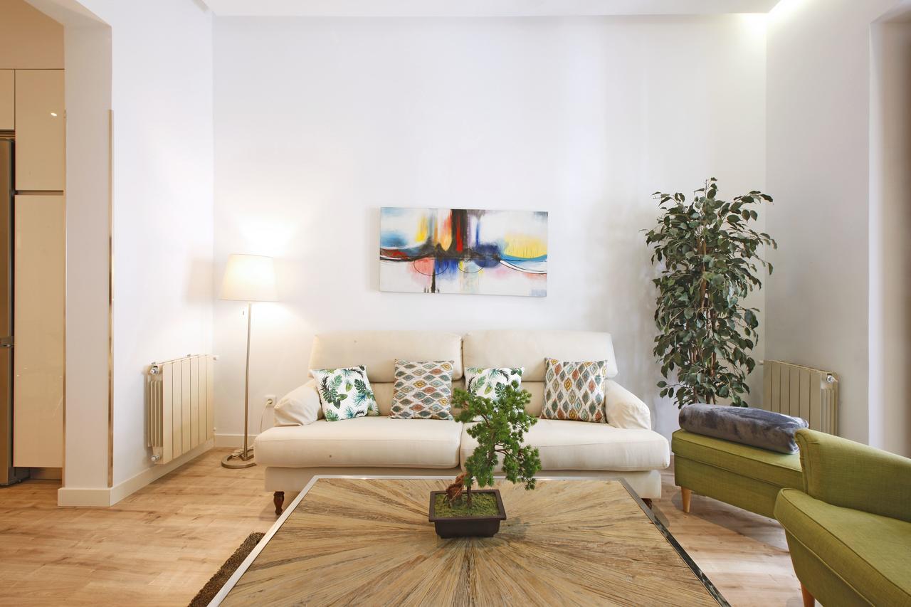 Reina Sofia Boutique I Apartment Madrid Luaran gambar