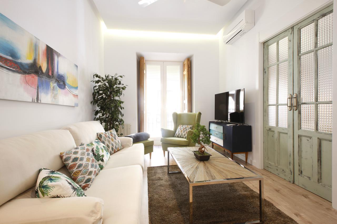 Reina Sofia Boutique I Apartment Madrid Luaran gambar